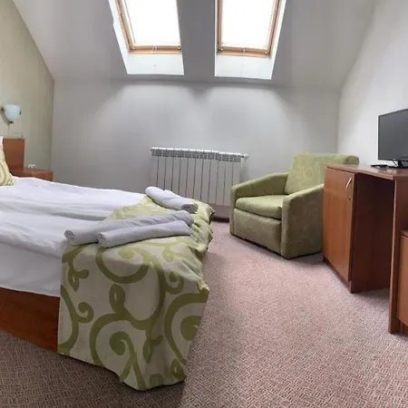 Guest house Granat Double 3- Next To Gondola Lift 3*